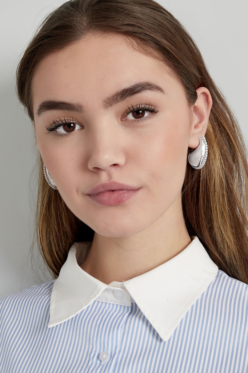 drop earring with stones h5Picture2